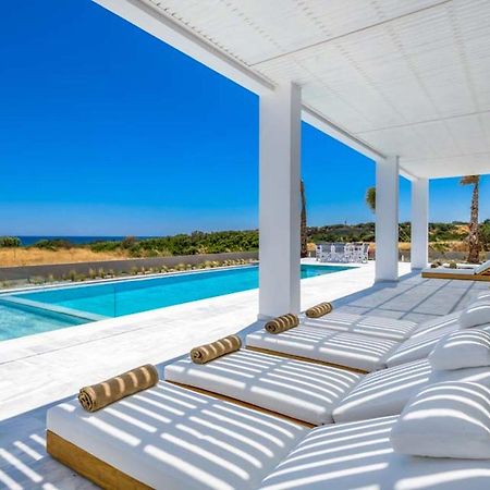 Seashore Beachfront Villa Lakhaniá Exterior foto