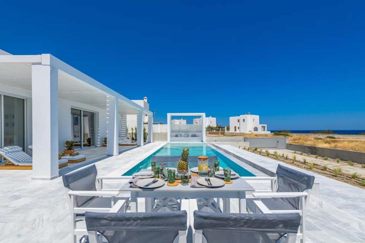 Seashore Beachfront Villa Lakhaniá Exterior foto