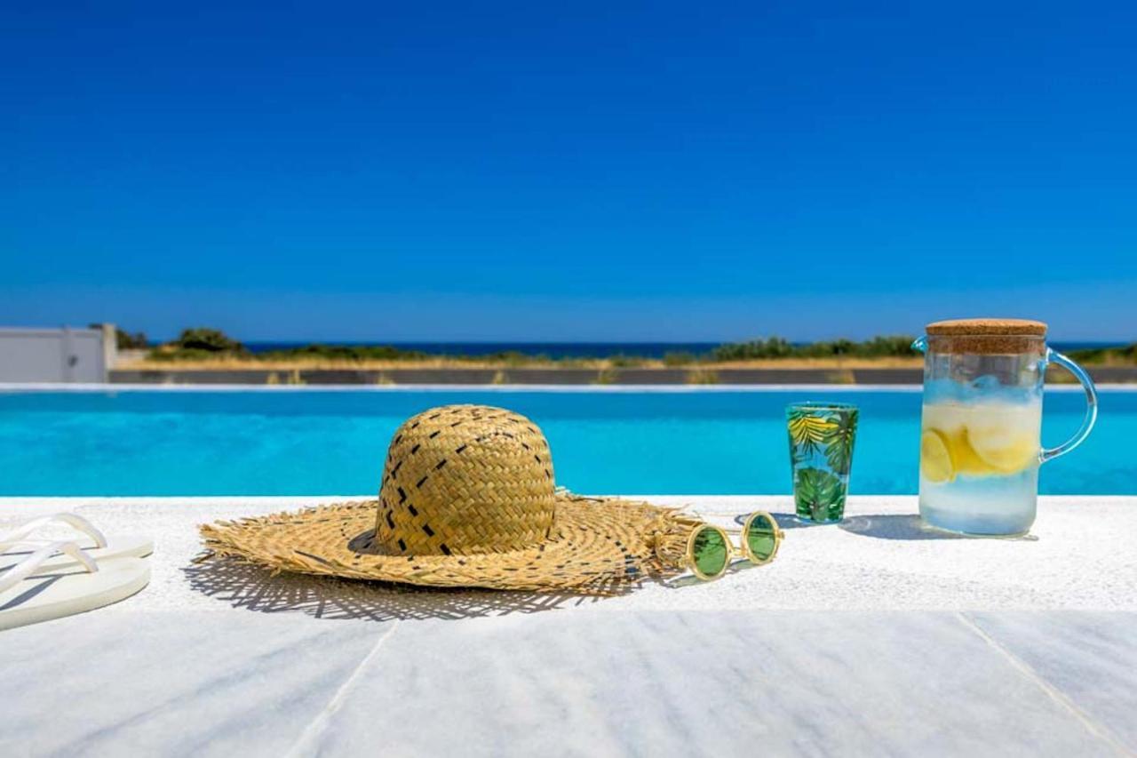 Seashore Beachfront Villa Lakhaniá Exterior foto
